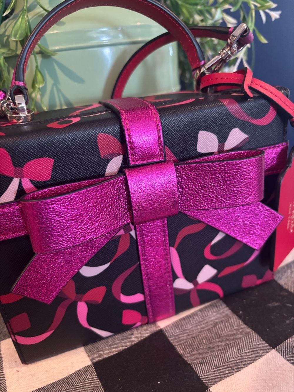 Kate Spade Wrapping Party Gift Box Crossbody bag - Picture 3 of 9
